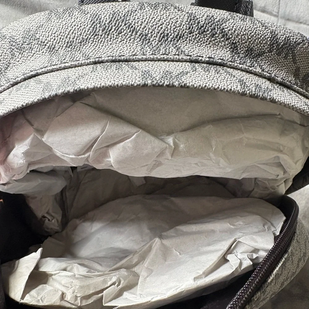 Michael Kors Monogram Gray Backpack - Picture 4 of 6